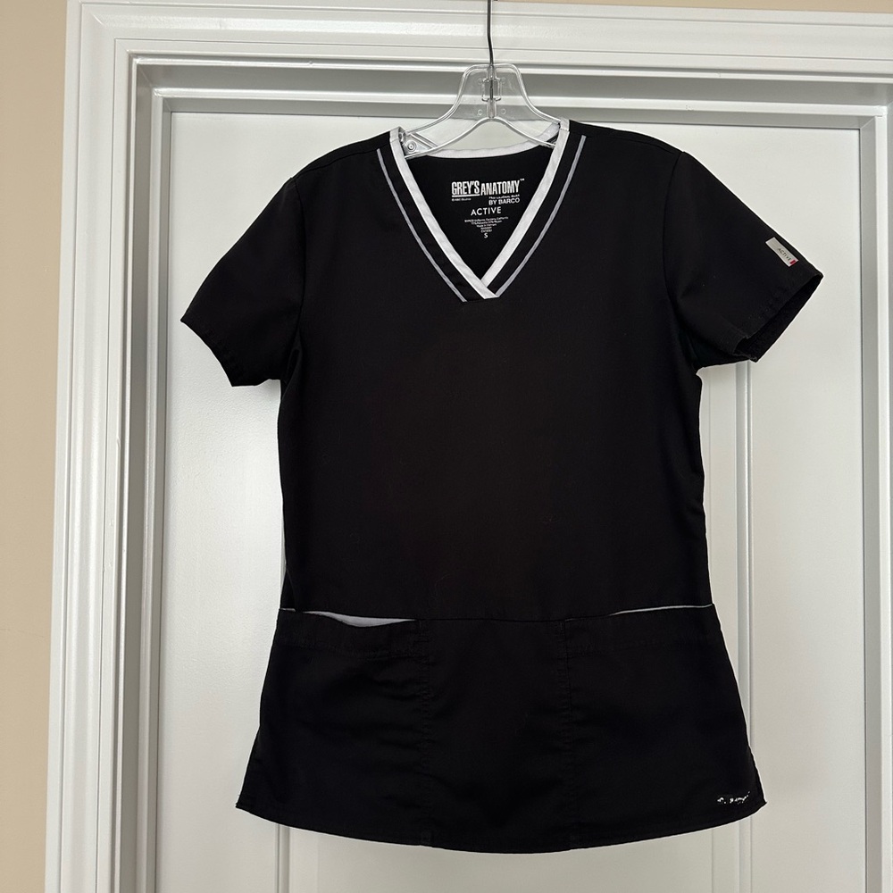 Set of 3 Grey's Anatomy V-Neck Scrub Tops - Black, Pink, Gray - Small. - Picture 2 of 9